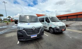 Fretamento de vans no Beach Park